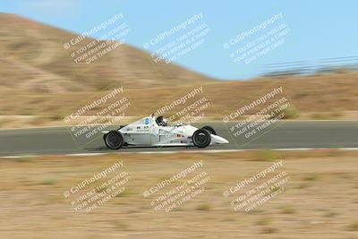 media/Jun-01-2025-CalClub SCCA (Sun) [[eae223c5dd]]/Group 3/Qualifying/